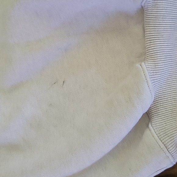 TNA Aritzia Cozy Fleece Long Sleeve Cropped Length Sweatshirt Beige Cream XS - Picture 11 of 11